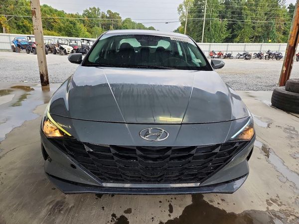 2022 HYUNDAI ELANTRA