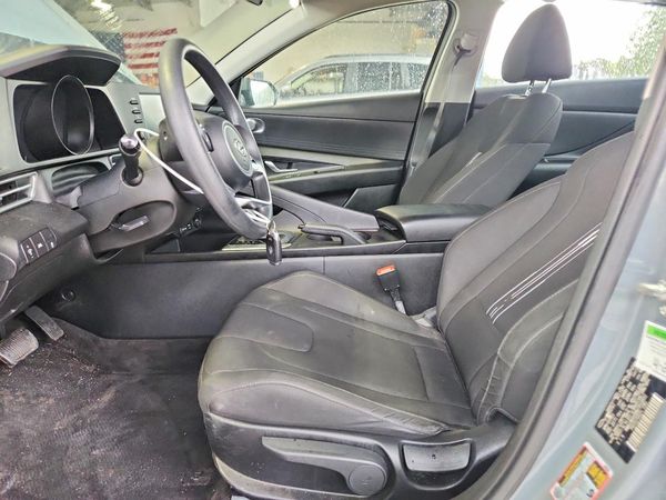 2022 HYUNDAI ELANTRA
