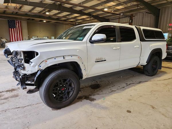 2019 TOYOTA TACOMA