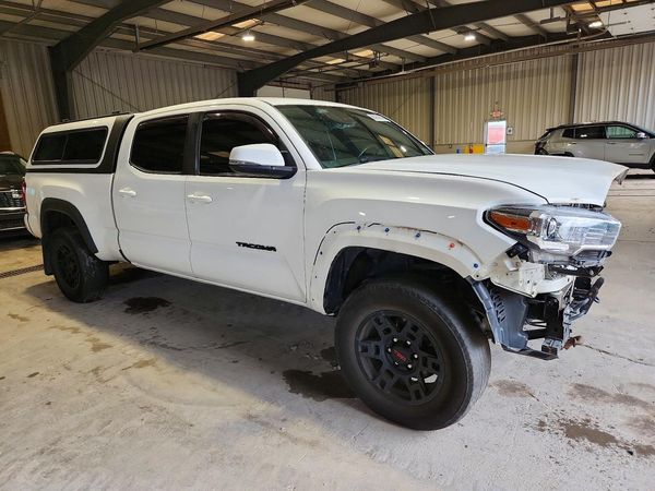 2019 TOYOTA TACOMA SR5