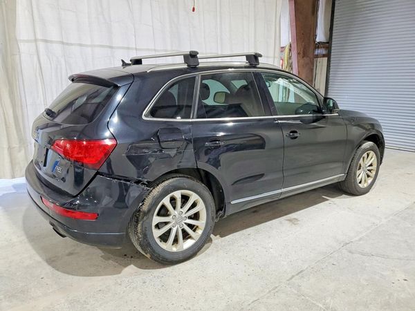 2013 AUDI Q5 Premium Plus