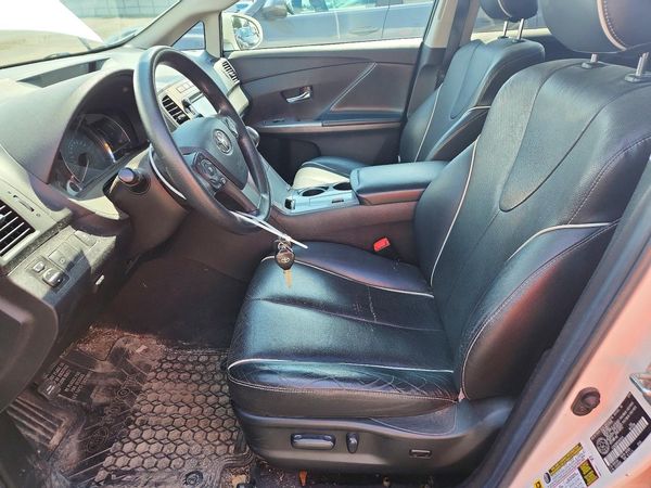2014 TOYOTA VENZA XLE