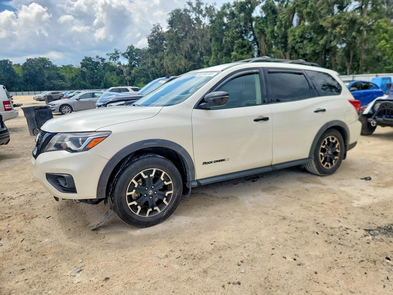 2020 NISSAN PATHFINDER SV