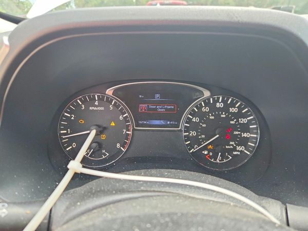 2020 NISSAN PATHFINDER SV