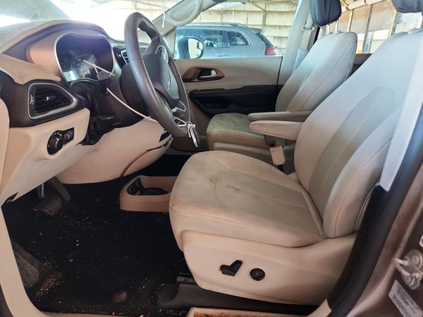 2017 CHRYSLER PACIFICA