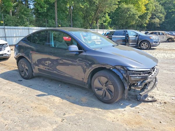 2026 TESLA MODEL Y