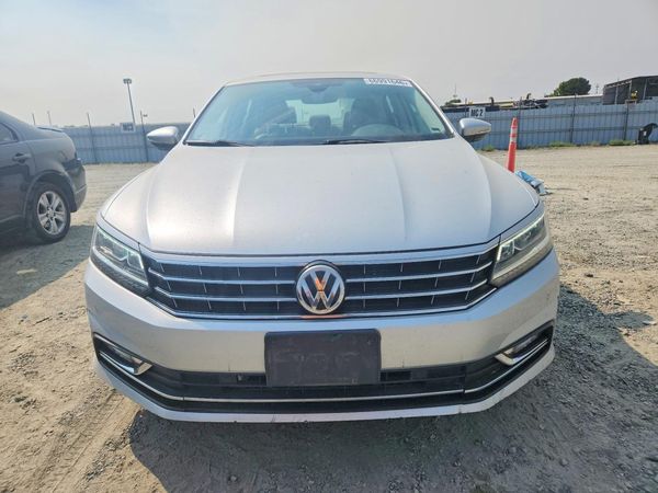 2017 VOLKSWAGEN PASSAT SEL Premium — DIRF
