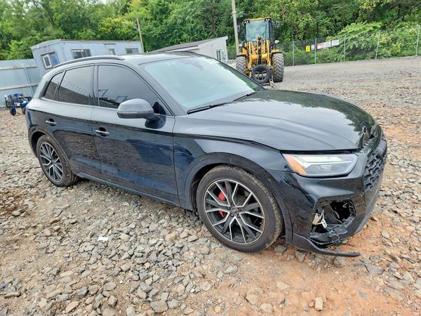 2024 AUDI SQ5