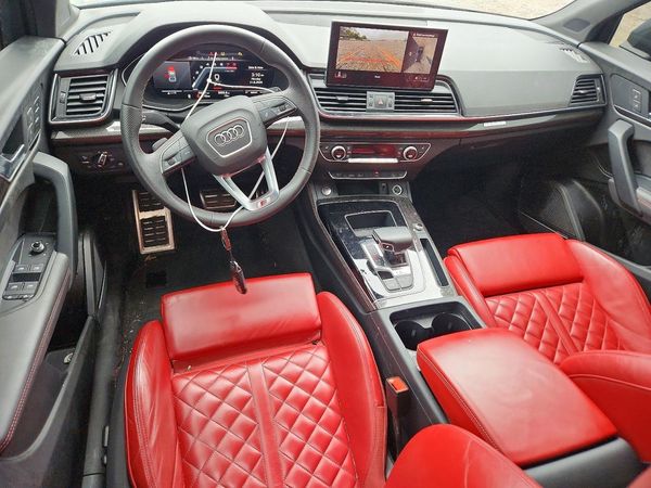 2024 AUDI SQ5