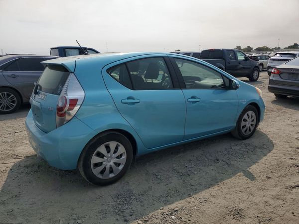 2013 TOYOTA PRIUS