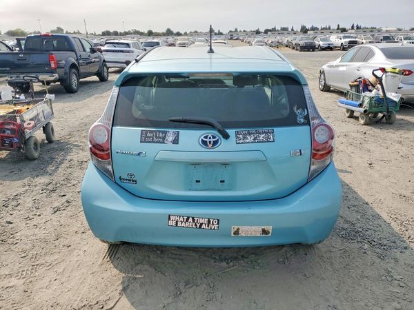 2013 TOYOTA PRIUS