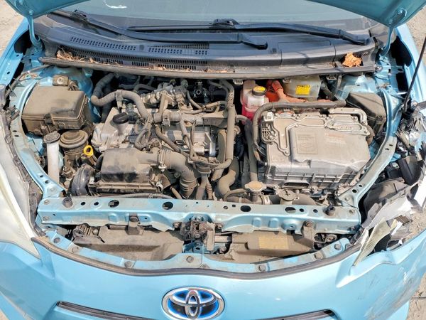2013 TOYOTA PRIUS