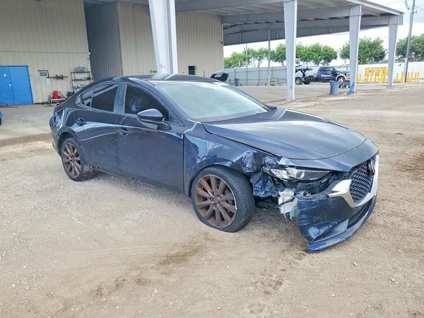 2021 MAZDA 3