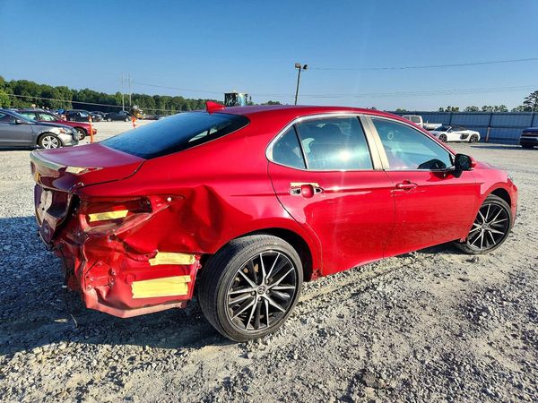 2022 TOYOTA CAMRY