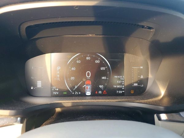 2019 VOLVO S60