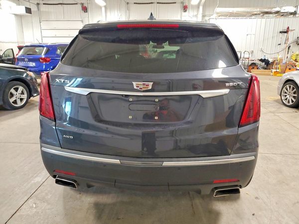 2021 CADILLAC XT5 Luxury