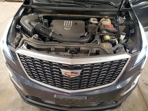 2021 CADILLAC XT5 Luxury