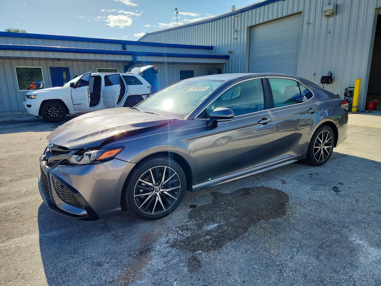 2024 TOYOTA CAMRY