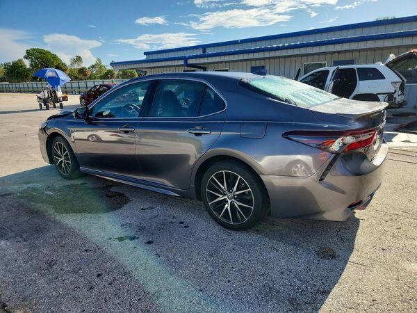 2024 TOYOTA CAMRY