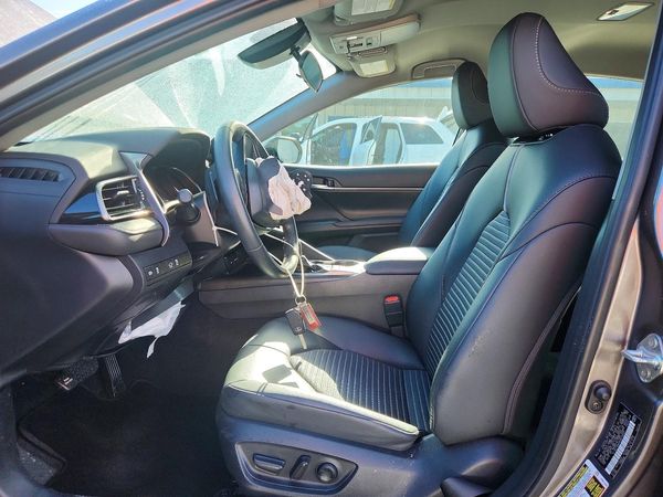 2024 TOYOTA CAMRY