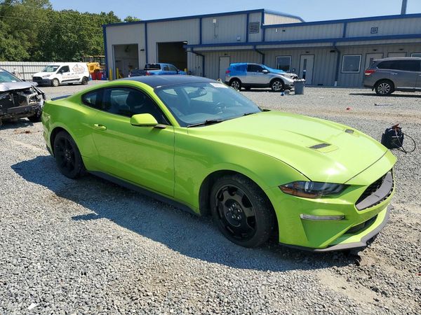 2020 FORD MUSTANG I4 Coupe — Passenger 3/4