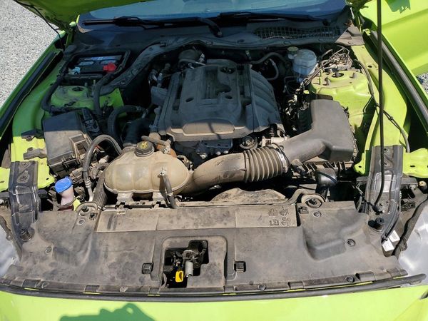 2020 FORD MUSTANG I4 Coupe — Engine bay
