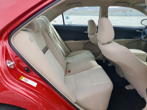 2013 TOYOTA CAMRY