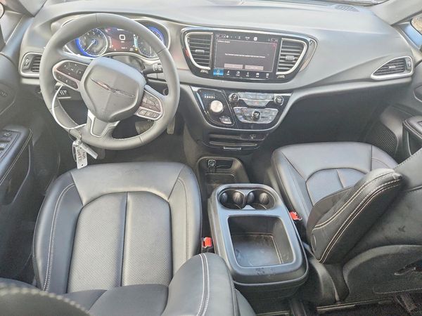 2026 CHRYSLER PACIFICA Select — CKPT