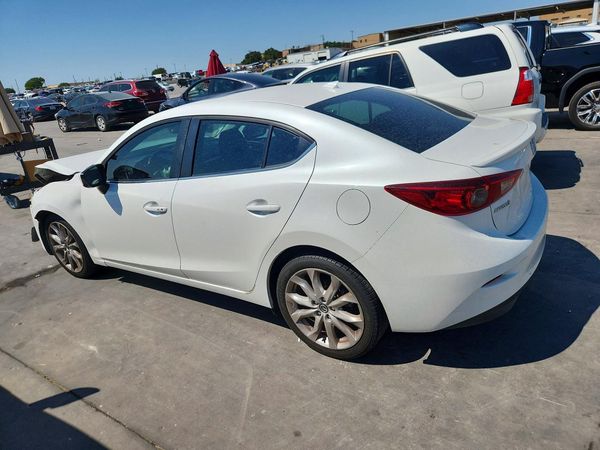 2015 MAZDA 3