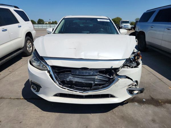 2015 MAZDA 3