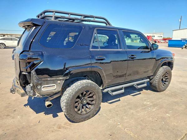 2022 TOYOTA 4RUNNER TRD Pro
