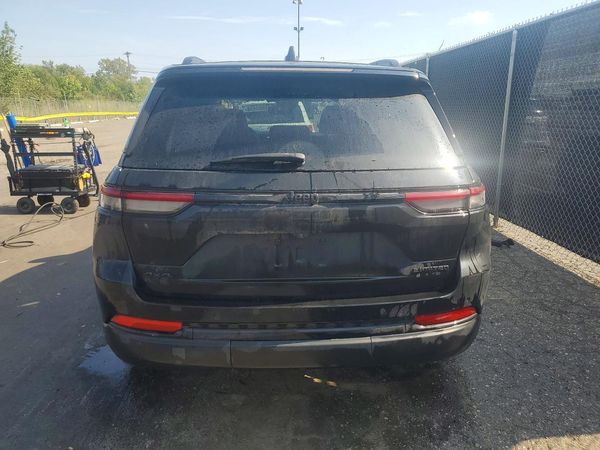 2023 JEEP GRAND CHEROKEE