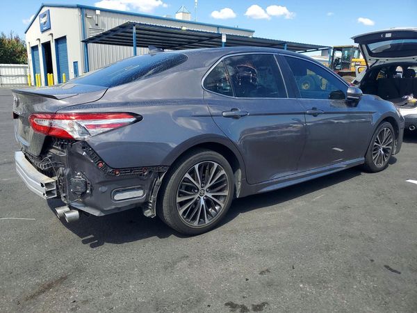 2020 TOYOTA CAMRY