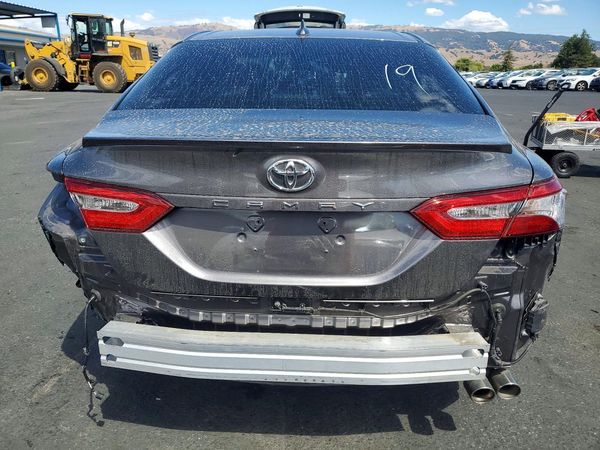 2020 TOYOTA CAMRY