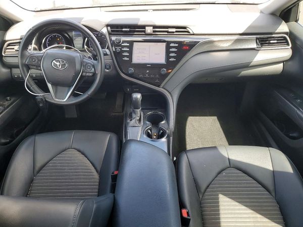 2020 TOYOTA CAMRY