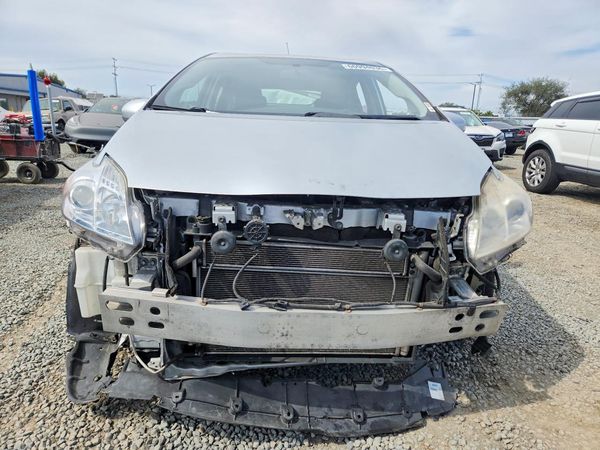 2014 TOYOTA PRIUS