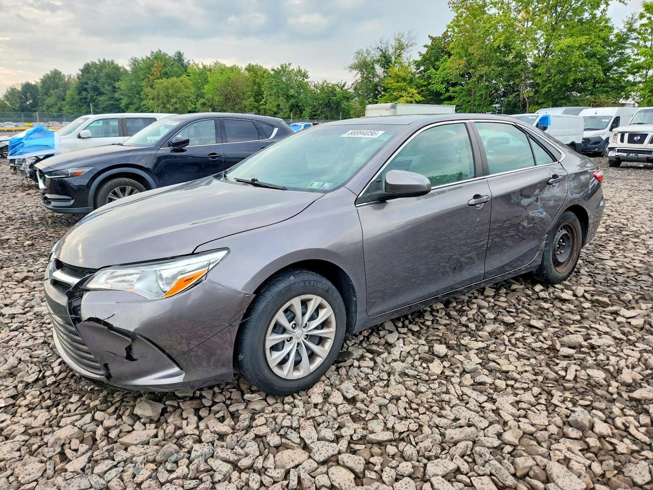 2016 TOYOTA CAMRY