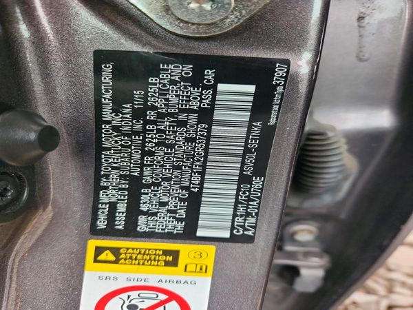 2016 TOYOTA CAMRY