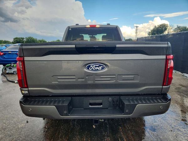 2025 FORD F150