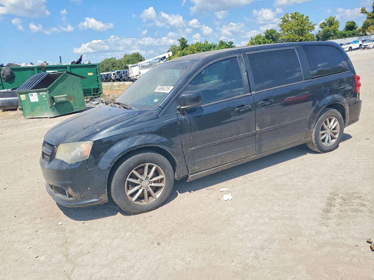 2014 DODGE CARAVAN R/T — Front 3/4