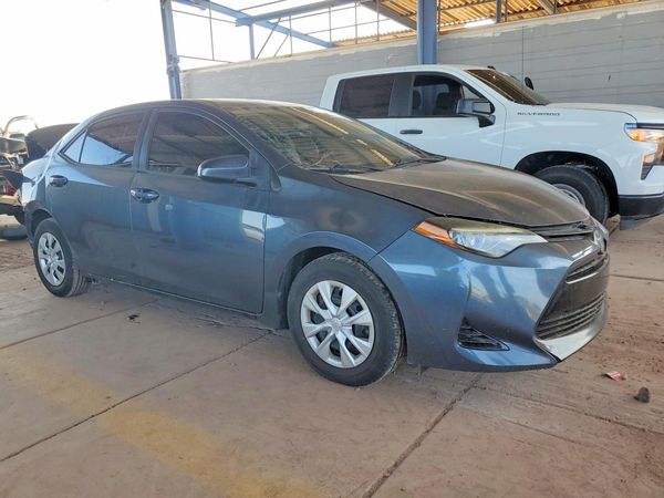 2017 TOYOTA COROLLA