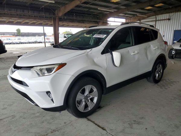 2018 TOYOTA RAV4 Adventure/XLE