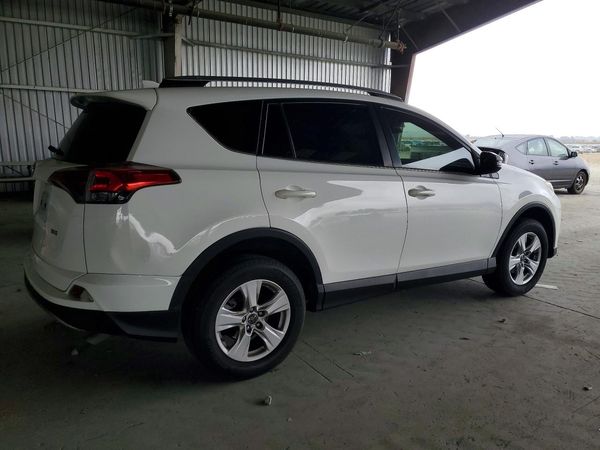 2018 TOYOTA RAV4 Adventure/XLE