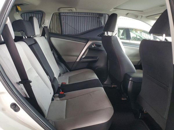 2018 TOYOTA RAV4 Adventure/XLE