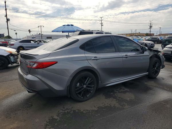 2026 TOYOTA CAMRY