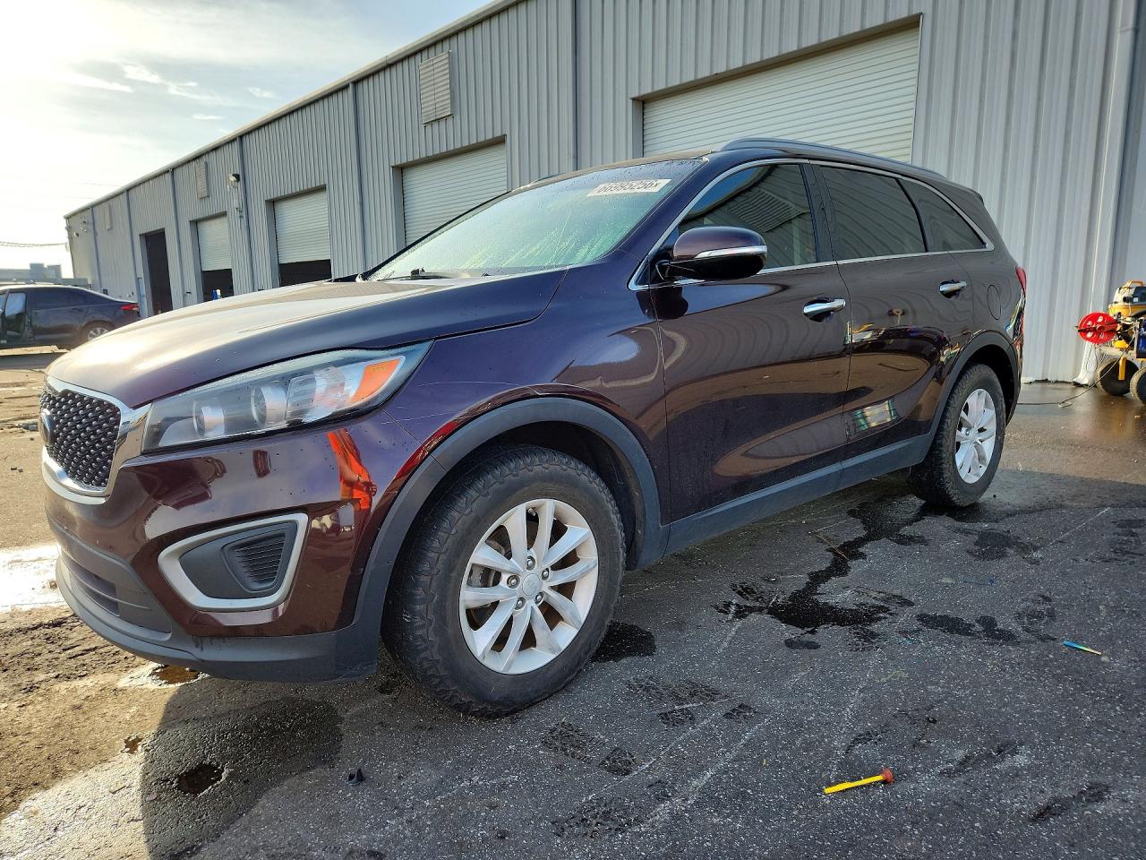 2016 KIA SORENTO L / LX