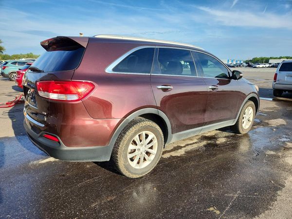2016 KIA SORENTO L / LX
