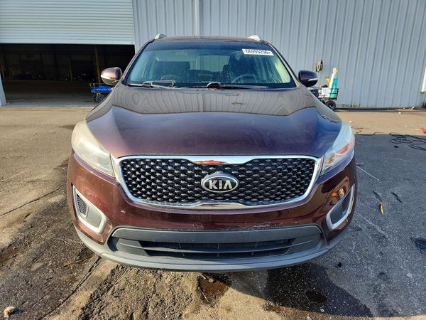 2016 KIA SORENTO L / LX