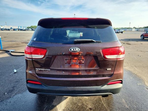 2016 KIA SORENTO L / LX