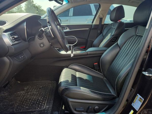 2022 GENESIS G70